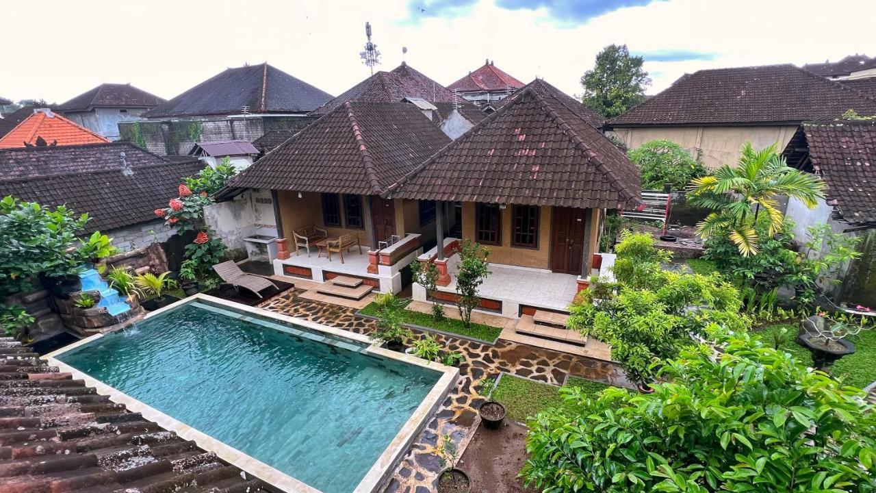 Gusti Home Stay Ubud Exterior foto