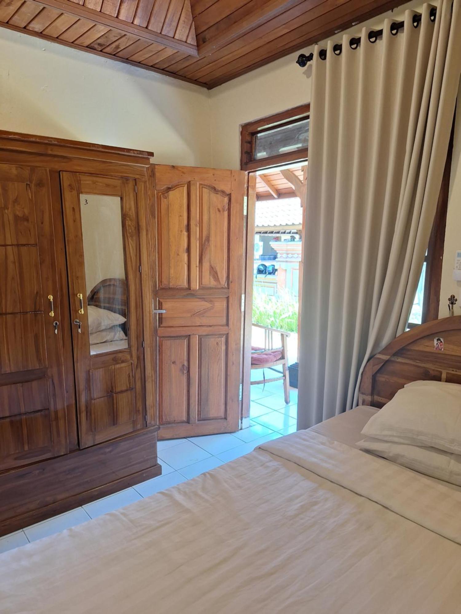 Gusti Home Stay Ubud Exterior foto