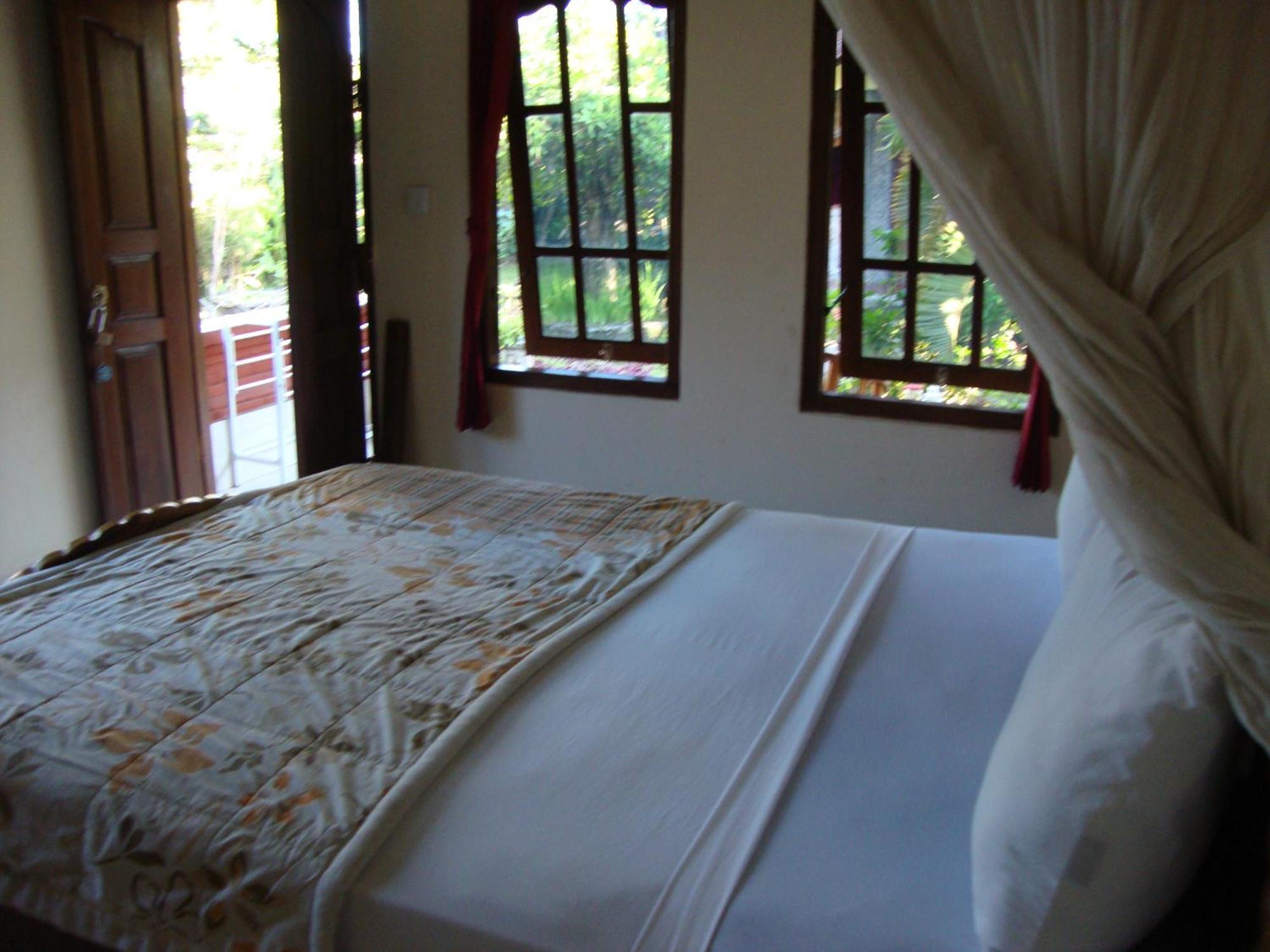 Gusti Home Stay Ubud Zimmer foto