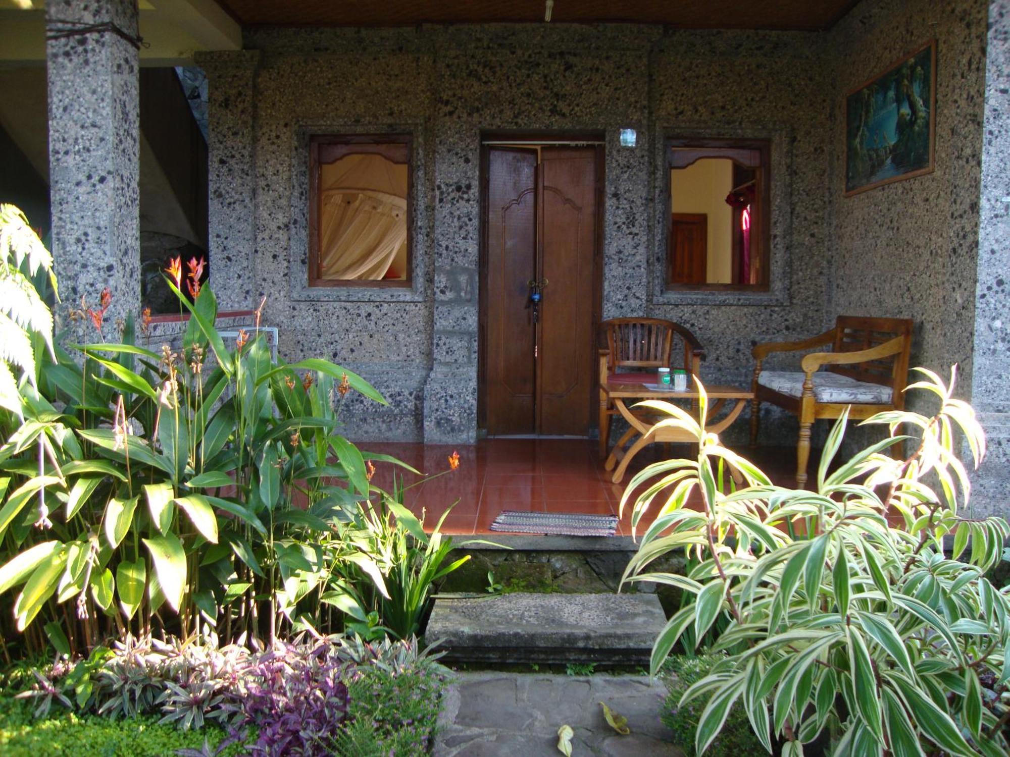 Gusti Home Stay Ubud Zimmer foto