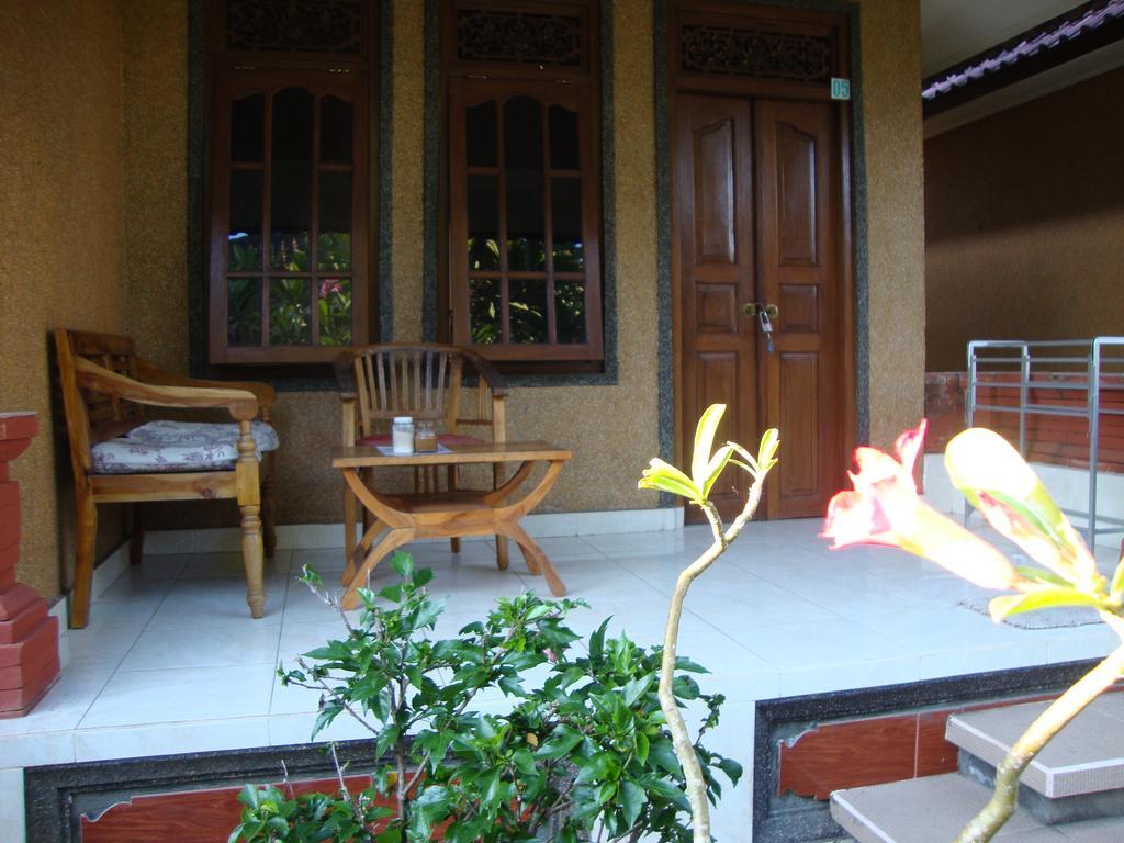 Gusti Home Stay Ubud Exterior foto